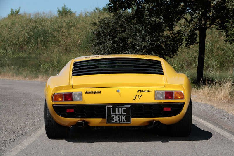 Lamborghini Miura: Εκτός από τη Miura του Κόκοτα πωλείται και αυτή του Rod Stewart | iefimerida.gr 1