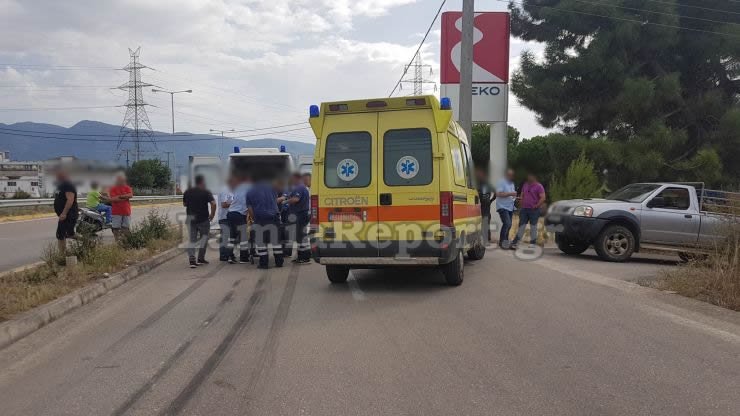 Σοβαρό τροχαίο στη Λαμία: Φορτηγό παρέσυρε οδηγό του ΚΤΕΛ [εικόνες] | iefimerida.gr 0