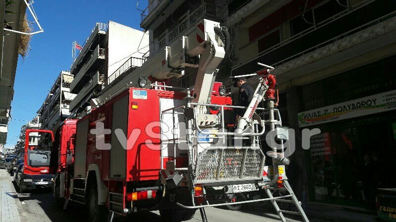 Απίστευτο: Ηλικιωμένη έχασε τα κλειδιά της και κάλεσε... Αστυνομία και Πυροσβεστική – Τα είχε στο γάντι του φούρνου [εικόνες] | iefimerida.gr 2