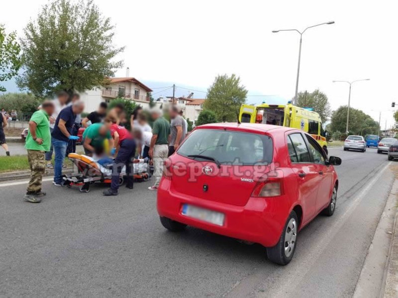 Λαμία: Μαθητής παρασύρθηκε από αυτοκίνητο όταν γυρνούσε από το σχολείο [εικόνες] | iefimerida.gr 4
