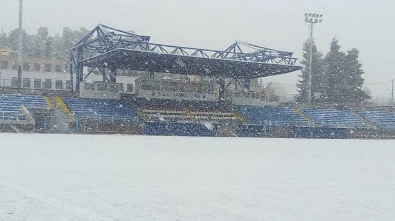 Το 'στρωσε στο γήπεδο της Λαμίας -Στον «αέρα» το ματς με τον Παναθηναϊκό [εικόνες] | iefimerida.gr 1