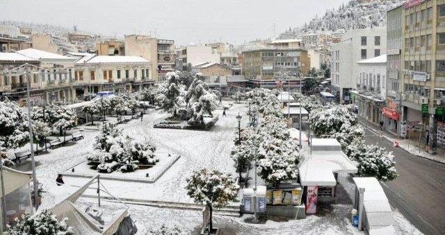 Χιόνια στη Λαμία