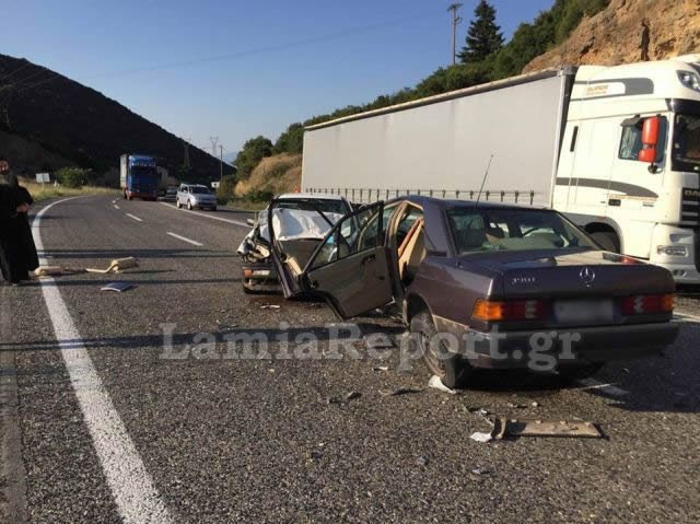 Τριπλή καραμπόλα με 5 τραυματίες στον Μπράλο -Ο ένας σε σοβαρή κατάσταση [εικόνες] | iefimerida.gr 4