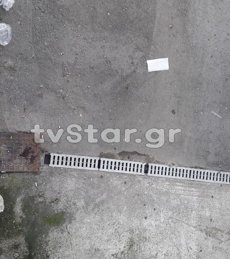 Λαμία: Μια επιβάτις του ΚΤΕΛ έπεσε από ύψος 4 μέτρων στο κενό [εικόνες] | iefimerida.gr 1