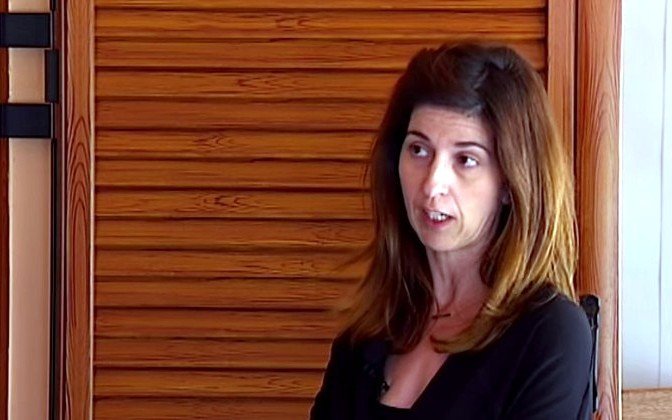 Οταν η συζυγοκτόνος του 42χρονου καπετάνιου έλεγε ότι θα φθάσει ως το φεγγάρι για να βρει τους δολοφόνους του άνδρα της [βίντεο] | iefimerida.gr 4