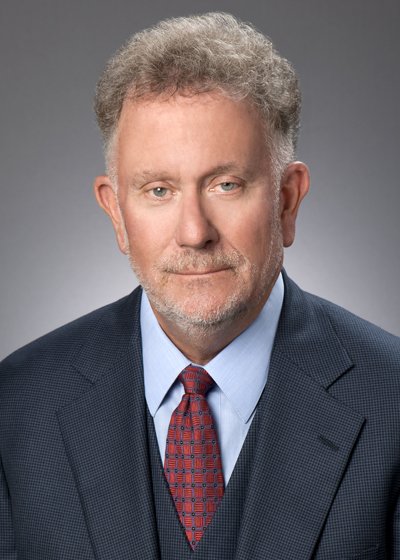 Ο δικηγόρος του Μπραντ Πιτ έχει χωρίσει όλους τους σταρ -Τσάρλι Σιν, Λονγκόρια, Μάικλ Τζάκσον [εικόνες] | iefimerida.gr 0