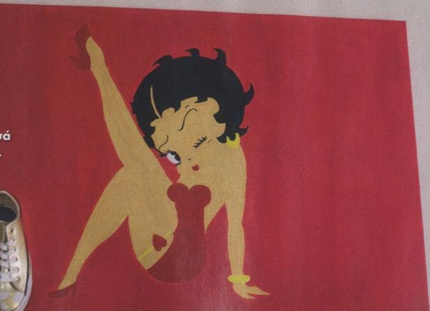 Πόσα παπούτσια έχει η Λάουρα Νάργες; -Δείτε το όμορφο ρετιρέ της [εικόνες] | iefimerida.gr 7