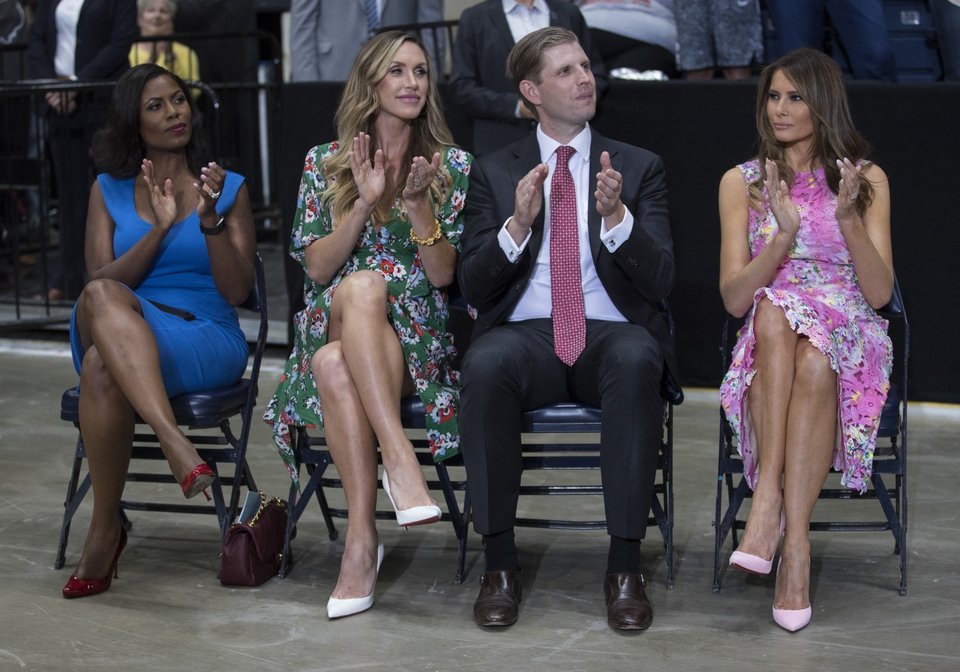 Ο Τραμπ βρήκε δικό του κανάλι ειδήσεων -Παρουσιάζει η νύφη του Λάρα [εικόνες] | iefimerida.gr 1