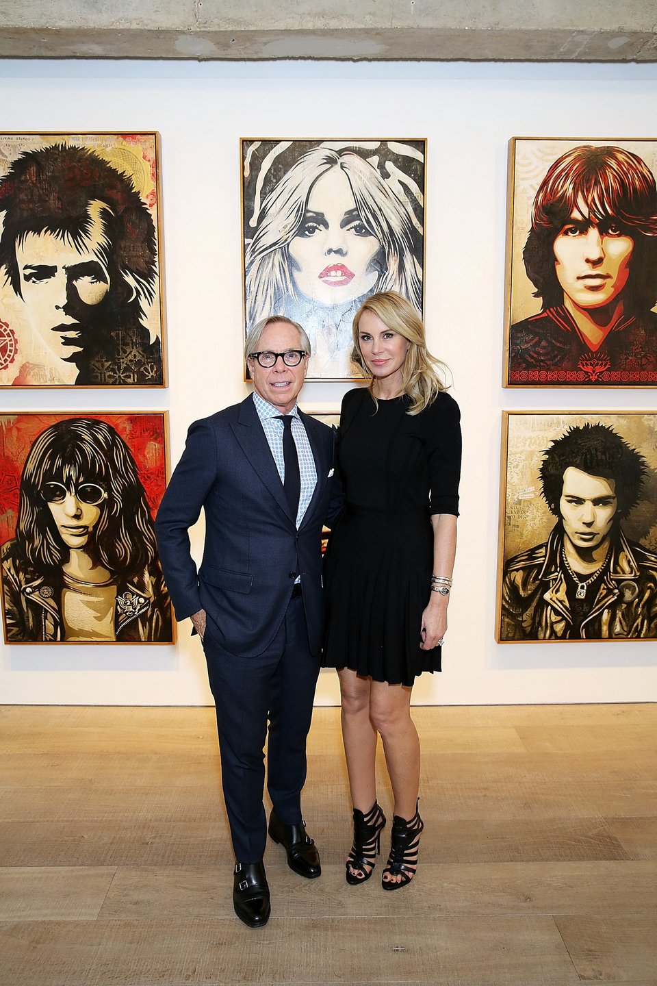 Ο Tommy Hilfiger και ο Jeffrey Deitch παρουσίασαν την έκθεση Rock Style στο Λονδίνο [εικόνες] | iefimerida.gr 3