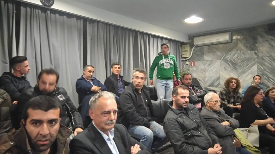 Καβγάς στο δημοτικό συμβούλιο Λάρισας για τον καταυλισμό προσφύγων | iefimerida.gr 1
