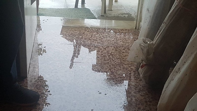 Πλημμύρισαν σπίτια στη Λάρισα -Κινδύνεψαν δύο άνθρωποι [εικόνες & βίντεο] | iefimerida.gr 7