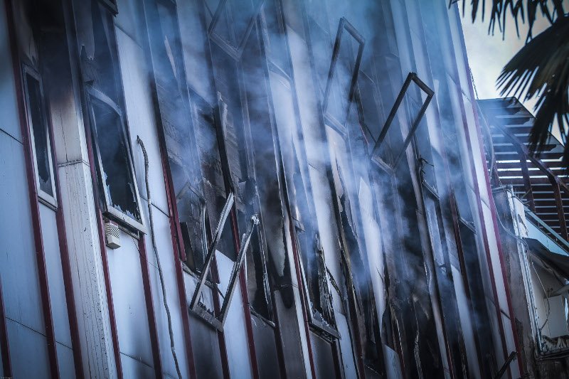 Μεγάλη πυρκαγιά σε εφορία στη Λάρισα -Συγκλονιστικές εικόνες και βίντεο | iefimerida.gr 1