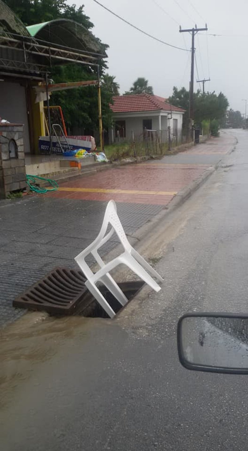 Λάρισα: Σοβαρά προβλήματα από την κακοκαιρία στον δήμο Αγιάς [εικόνες] | iefimerida.gr 4