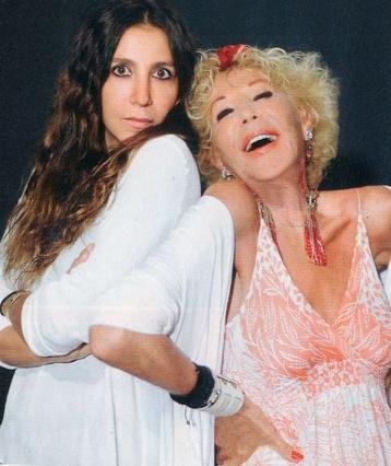 Η Ζωή Λάσκαρη και η κόρη της Μαρία Ελένη είναι στα μαχαίρια [εικόνα] | iefimerida.gr 0