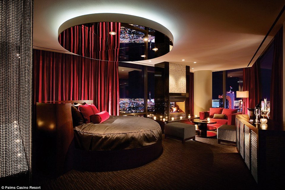 Χλιδή και πολυτέλεια στις πιο ακριβές σουίτες του κόσμου - Χρυσά iPad, iMacs, πισίνες και μπάτλερ [εικόνες] | iefimerida.gr 17