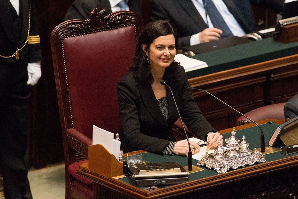 Ιταλία: Ενα εκατομμύριο το μήνα στοιχίζουν το twitter και το facebook της προέδρου της Βουλής Λάουρα Μπολντρίνι | iefimerida.gr 1