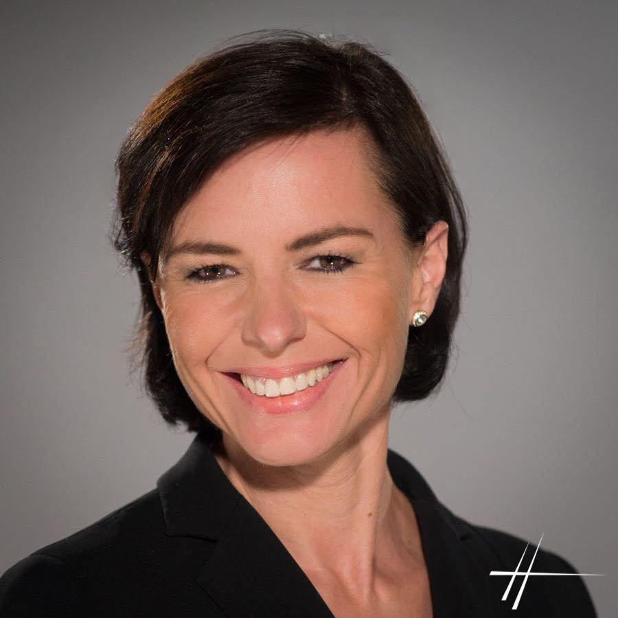 Σκληρός δεξιός, σχεδόν ακραίος -Αυτός είναι το φαβορί για την γαλλική Δεξιά [εικόνες] | iefimerida.gr 8