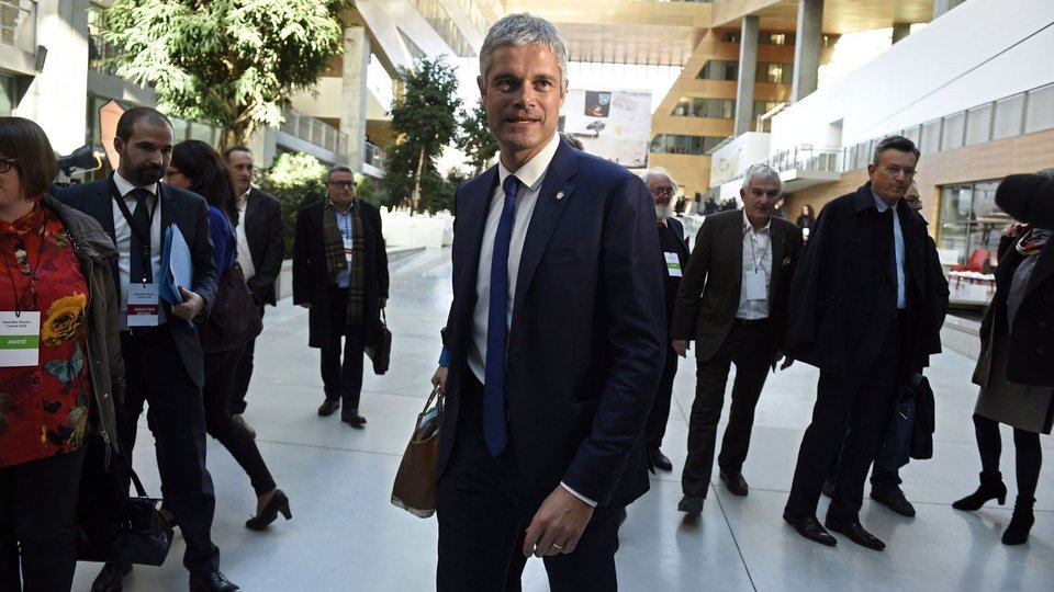 Σκληρός δεξιός, σχεδόν ακραίος -Αυτός είναι το φαβορί για την γαλλική Δεξιά [εικόνες] | iefimerida.gr 6