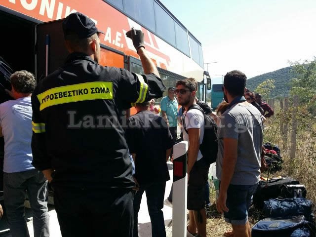 Τυλίχθηκε στις φλόγες λεωφορείο γεμάτο επιβάτες στη Θεσσαλονίκη [εικόνες]  | iefimerida.gr 5