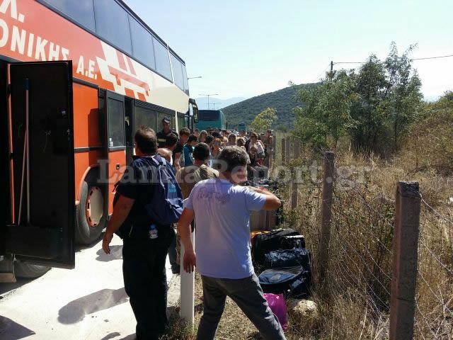 Τυλίχθηκε στις φλόγες λεωφορείο γεμάτο επιβάτες στη Θεσσαλονίκη [εικόνες]  | iefimerida.gr 2