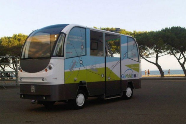 Τρίκαλα: Βγαίνουν στους δρόμους τα Λεωφορεία Χωρίς Οδηγό [εικόνες]  | iefimerida.gr 2