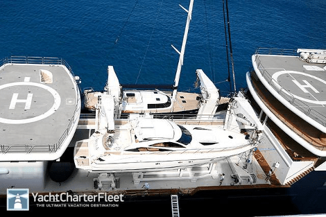 Τα έχασαν στους Παξούς στη θέα του Grand Blue -Το χλιδάτο γιοτ που μοιάζει με... κρουαζιερόπλοιο [εικόνες] | iefimerida.gr 6