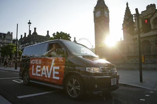 Η επόμενη ημέρα του Brexit στο Λονδίνο -«Μας έκλεψαν τη χώρα μας»! | iefimerida.gr 3