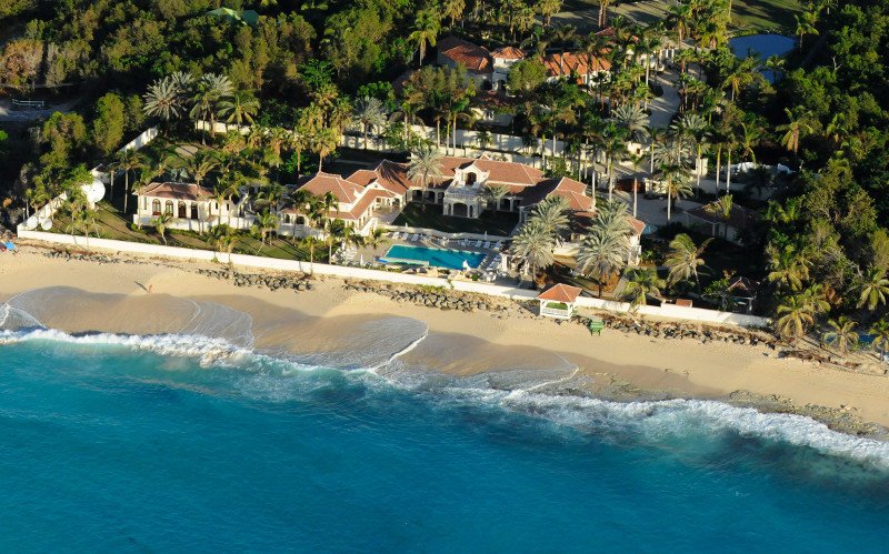 Ο τυφώνας Ιρμα καταστρέφει την περιουσία του Τραμπ -Ζημιές σε ένα από τα αρχοντικά του στη Φλόριντα [εικόνες] | iefimerida.gr 1