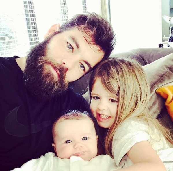 Ακύρωσε τον γάμο του o Τζο Λέντλι... για τον ημιτελικό του EURO 2016 [εικόνες] | iefimerida.gr 4