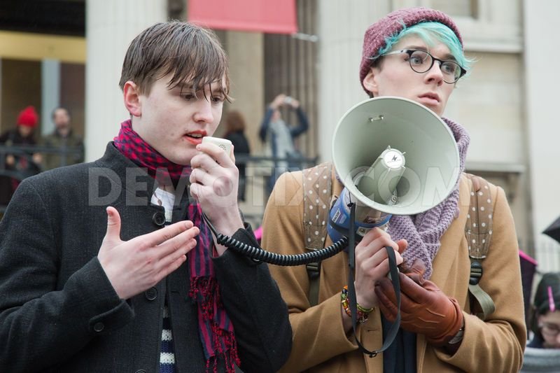 Παιδιά που τα απορρίπτουν οι γονείς -Σπαρακτικό κείμενο του Guardian [εικόνες] | iefimerida.gr 5