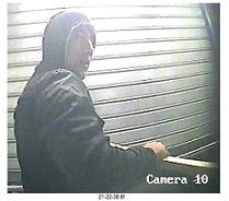 16 νέες φωτογραφίες βανδάλων από τις λεηλασίες του Φεβρουαρίου [εικόνες] | iefimerida.gr 14