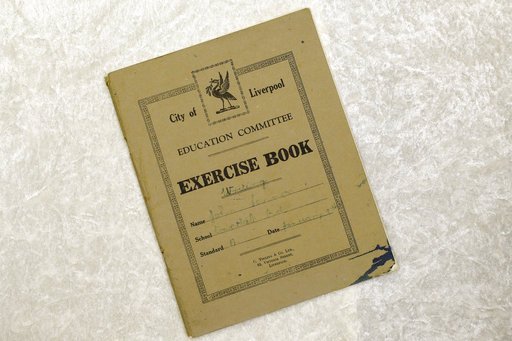 Η γερμανική αστυνομία βρήκε 100 κλεμμένα αντικείμενα του Τζον Λένον -Γυαλιά, ημερολόγια, παρτιτούρες [εικόνες] | iefimerida.gr 1