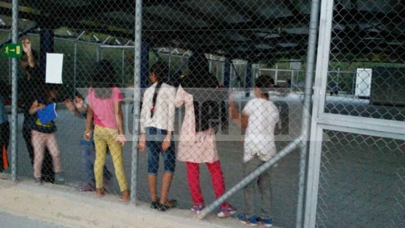 Κραυγή απόγνωσης: Φύγαμε από τη Συρία για ένα καλύτερο αύριο και βρεθήκαμε φυλακισμένοι στη Λέρο [εικόνες] | iefimerida.gr 3