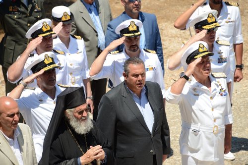 Καμμένος: Δεν υποχωρούμε ούτε χιλιοστό από τα κυριαρχικά δικαιώματά μας | iefimerida.gr 0