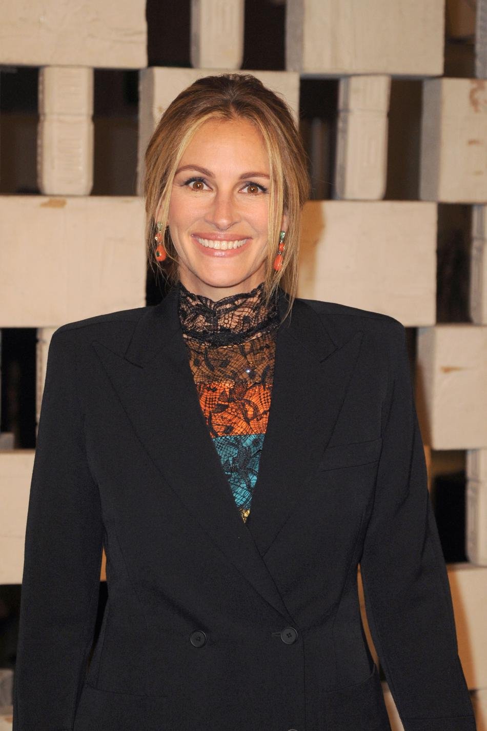 H Τζούλια Ρόμπερτς ζητάει 650.000 ευρώ την ημέρα για να παίξει σε ταινία [εικόνες] | iefimerida.gr 6