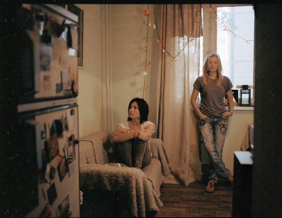 Ζευγάρια λεσβίες φωτογραφίζονται συγκλονιστικά στην ομοφοβική Ρωσία  του Πούτιν [εικόνες] | iefimerida.gr 2