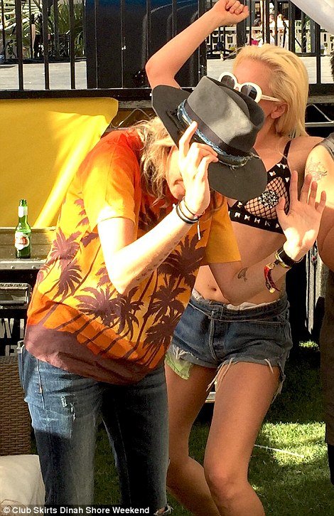 20.000 ομοφυλόφιλες στην έρημο για 5ήμερο πάρτι ακολασίας -Τι συμβαίνει εκεί [εικόνες & βίντεο] | iefimerida.gr 2