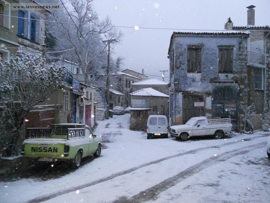 Σε λευκό κλοιό η Ελλάδα -Πυκνές χιονοπτώσεις από Ηπειρο και Θεσσαλία έως Κρήτη [εικόνες[ | iefimerida.gr 11