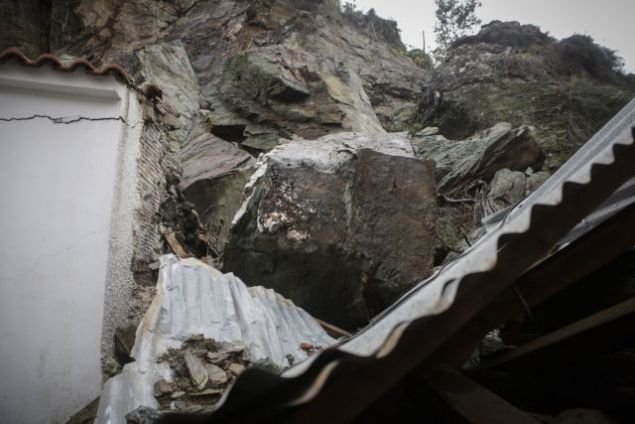 Χιόνια, τσουχτερό κρύο, θυελλώδεις άνεμοι: Πού θα χτυπήσει σήμερα η «Πηνελόπη» | iefimerida.gr 0