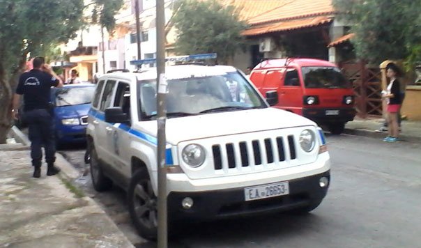 Τραγωδία στη Λέσβο -Επεσε από το μπαλκόνι και καρφώθηκε στα κάγκελα [εικόνες] | iefimerida.gr 2