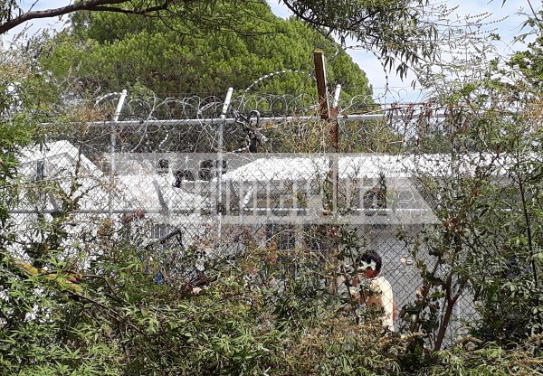 Το iefimerida στη Μόρια -Υπερπληθυσμός, εξαθλίωση και απόγνωση για χιλιάδες μετανάστες παρά τα εκατ. ευρώ από την ΕΕ [εικόνες] | iefimerida.gr 1