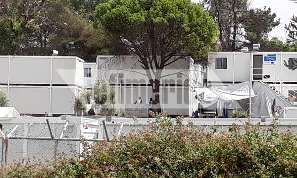 Το iefimerida στη Μόρια -Υπερπληθυσμός, εξαθλίωση και απόγνωση για χιλιάδες μετανάστες παρά τα εκατ. ευρώ από την ΕΕ [εικόνες] | iefimerida.gr 3