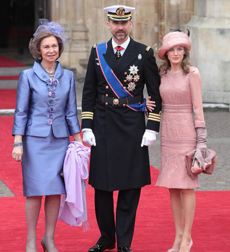 Τα «άπλυτα» της βασίλισσας, πλέον, Λετίθια, στη φόρα -Η άγρια νιότη, τα ξενύχτια, τα μπαρ και η άλωση του παλατιού [εικόνες] | iefimerida.gr 11