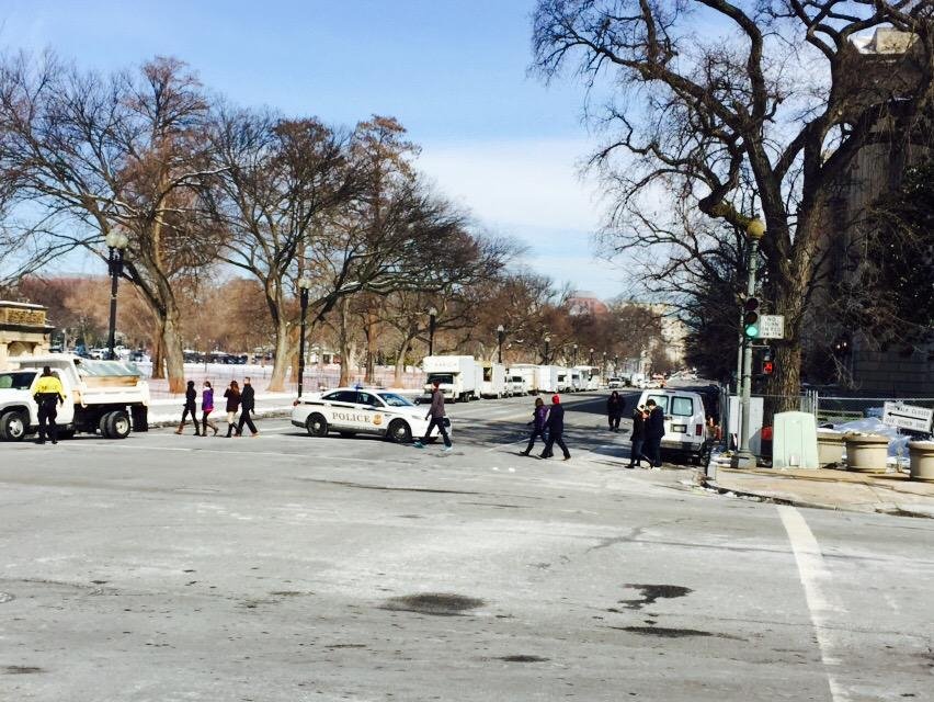 Συναγερμός στην Ουάσινγκτον -Ισχυρή έκρηξη έξω από το Λευκό Οίκο [εικόνες & βίντεο] | iefimerida.gr 1