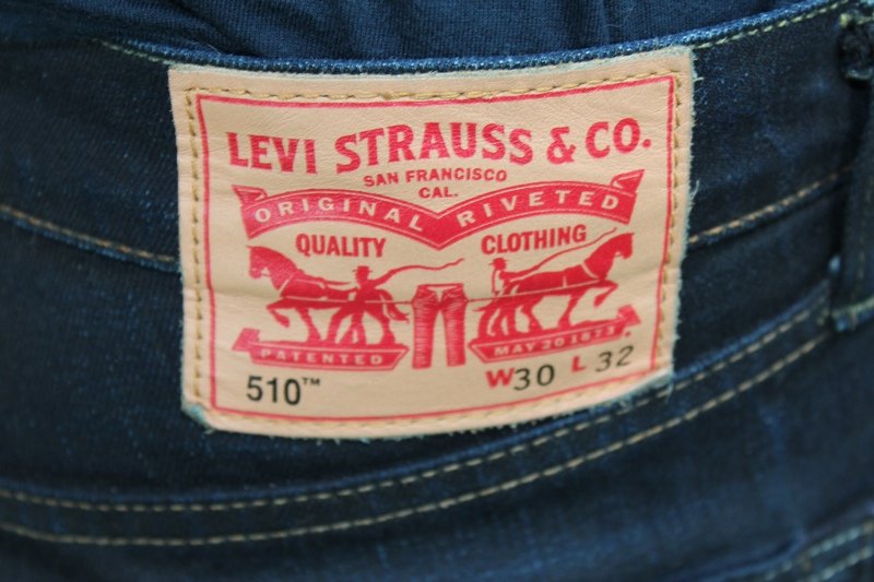 Τι θα συμβεί με τα Levi’s, τις Harley Davidson και το ουίσκι αν ο Τραμπ κάνει πράξη τα λεγόμενά του; | iefimerida.gr 0