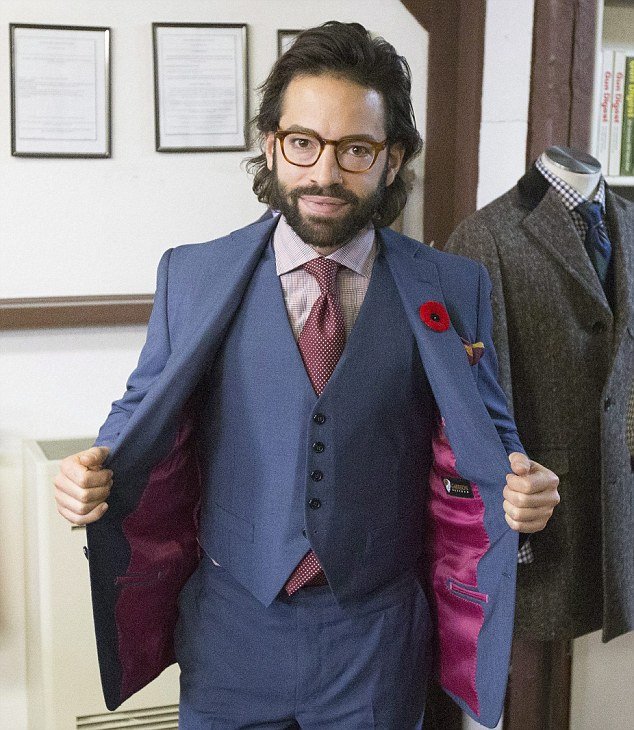 Αλεξίσφαιρα κοστούμια που προστατεύουν από σφαίρες 9 mm από περίστροφο [εικόνες] | iefimerida.gr 0