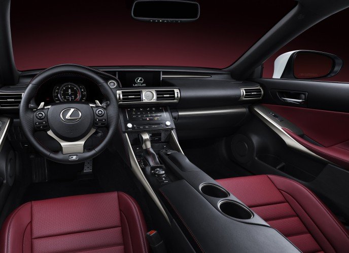 Η νέα εντυπωσιακή Lexus IS φωτογραφίζεται για τα μάτια σας μόνο [εικόνες] | iefimerida.gr 5