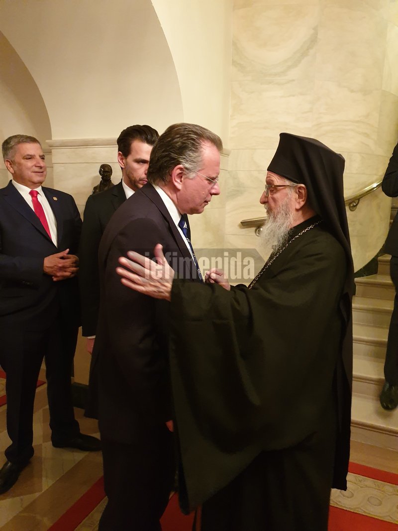 Ο Αρχιεπίσκοπος Αμερικής με τον Γιώργο Κουμουτσάκο