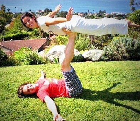 Τα «ανοίγματα» στη γιόγκα από σέξι διασημότητες που κάνουν έξαλλους τους γκουρού του είδους [εικόνες] | iefimerida.gr 5