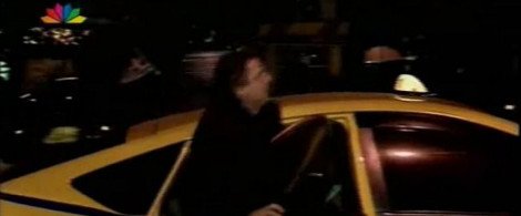 Καρέ-καρέ η αποχώρηση Λιάπη από την Ευελπίδων -Ηρεμος και χαμογελαστός άπλωσε το χέρι του και σταμάτησε το πρώτο ταξί [εικόνες] | iefimerida.gr 12